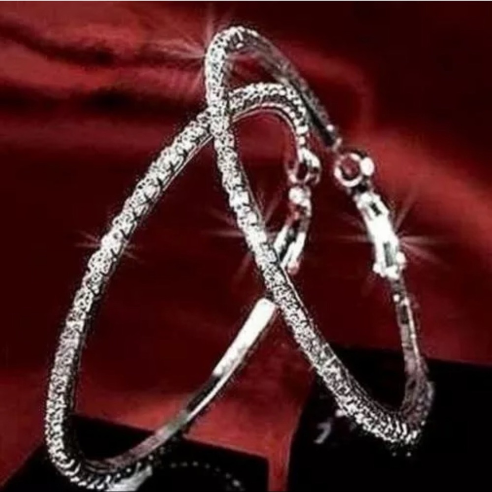 ✅🌹White Sapphire Dazzling Circle Earrings